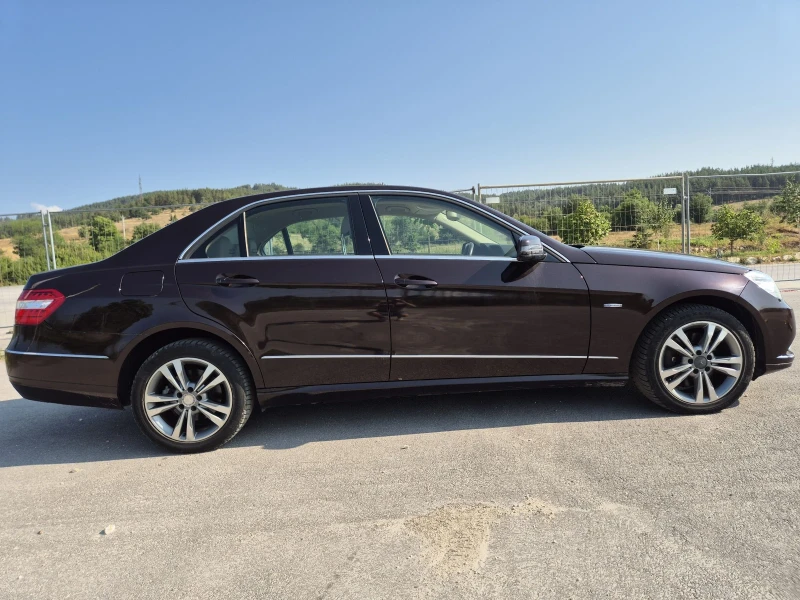 Mercedes-Benz E 350 3.5 CGI, снимка 6 - Автомобили и джипове - 50652318