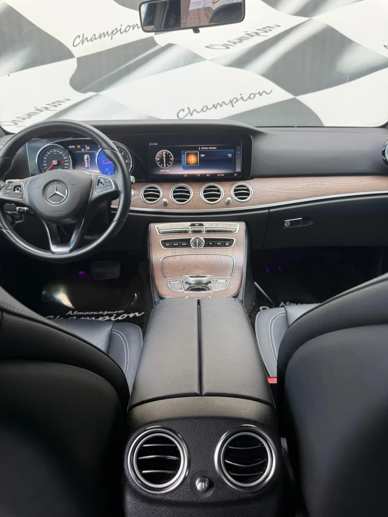 Mercedes-Benz E 200 Бартер лизинг, снимка 16 - Автомобили и джипове - 51083441