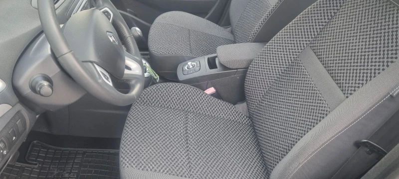 Renault Scenic, снимка 7 - Автомобили и джипове - 52164994