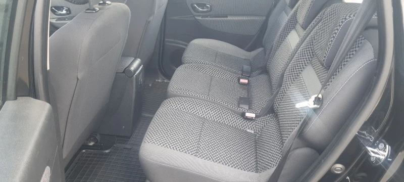 Renault Scenic, снимка 8 - Автомобили и джипове - 52164994