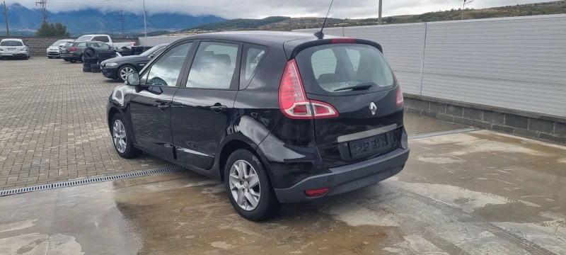 Renault Scenic, снимка 5 - Автомобили и джипове - 52164994