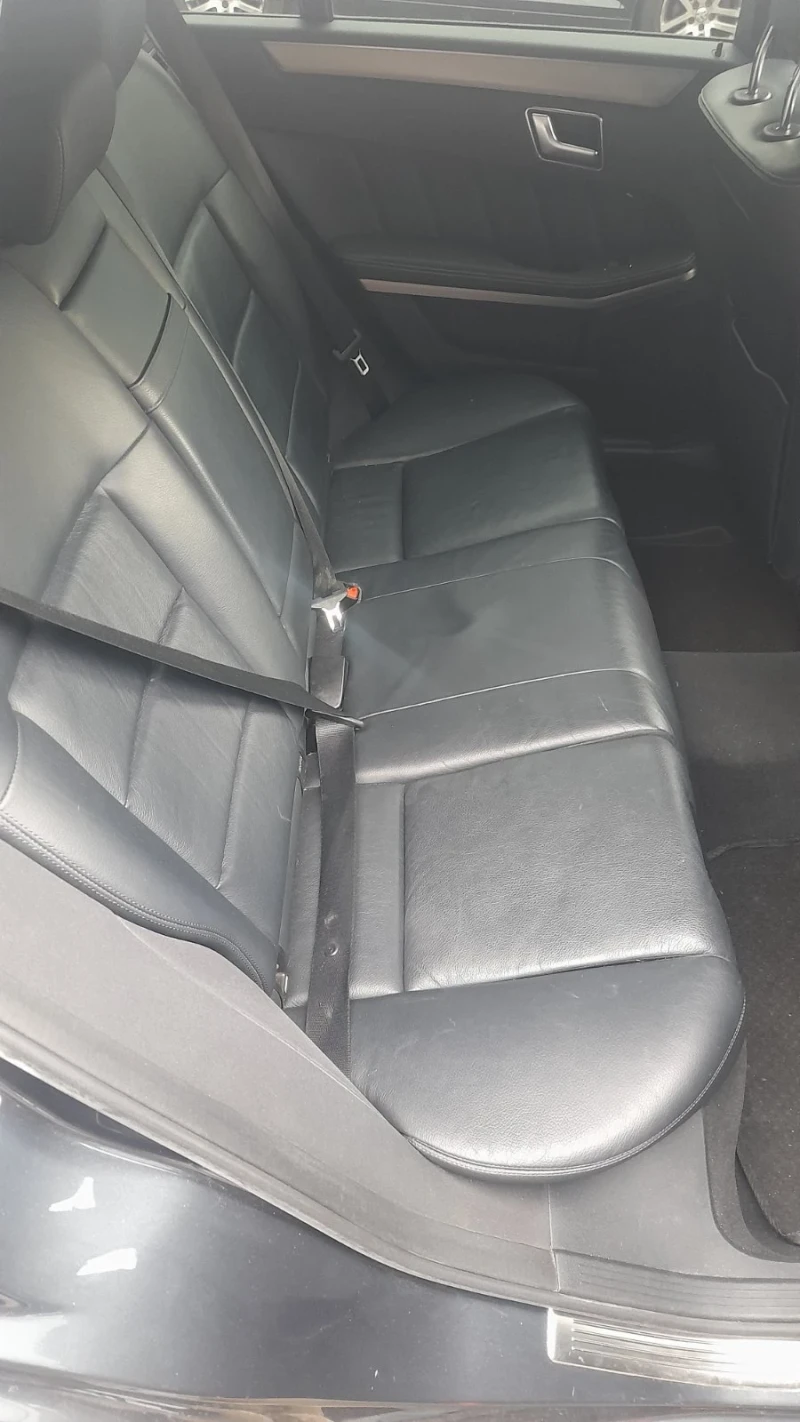 Mercedes-Benz E 250 W212 комби, снимка 12 - Автомобили и джипове - 52417873