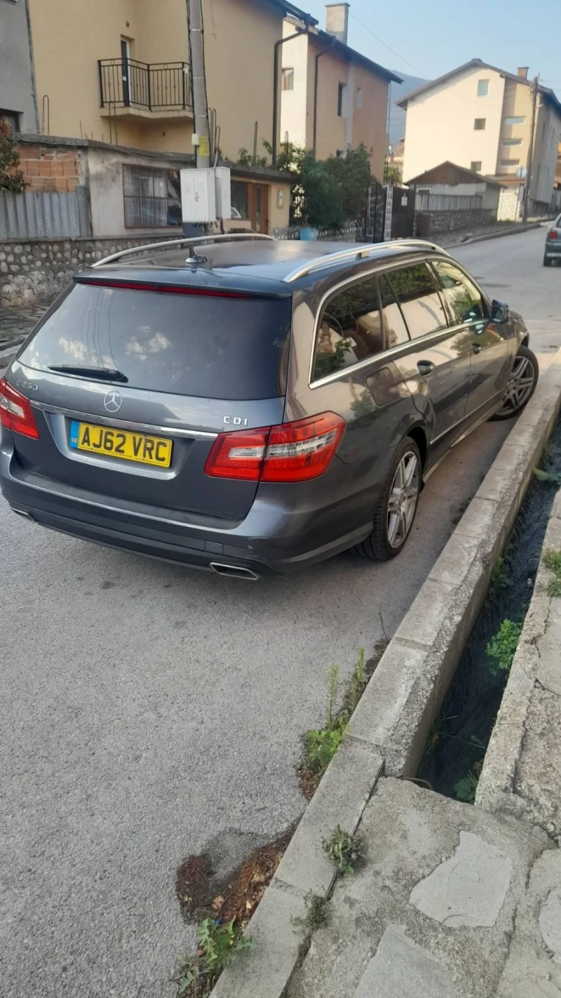 Mercedes-Benz E 250 W212 комби, снимка 5 - Автомобили и джипове - 52417873