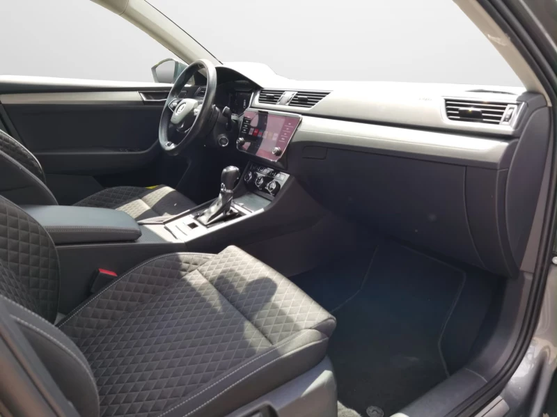 Skoda Superb 1.4TSI/AMBITION/218HP/DSG/CPLAY/KLESS/LED/946f, снимка 10 - Автомобили и джипове - 52606793