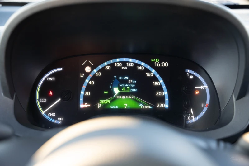 Toyota Yaris Cross 1.5 Hybrid, снимка 12 - Автомобили и джипове - 52853047