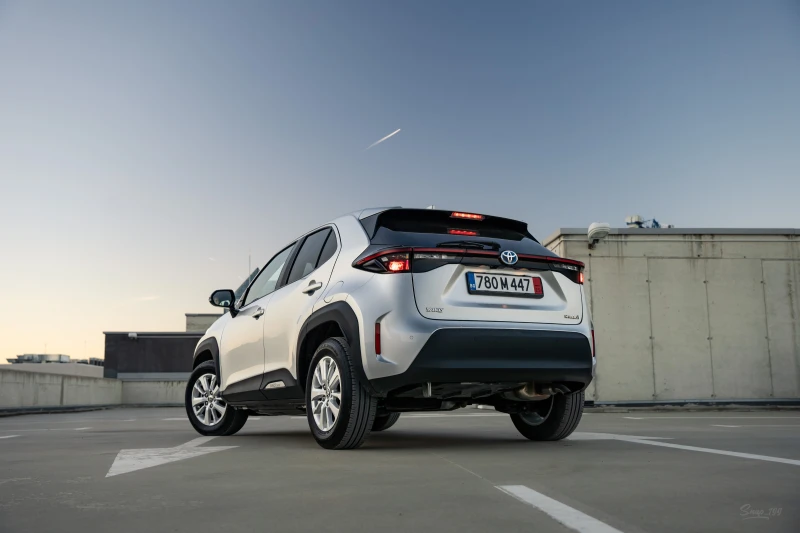 Toyota Yaris Cross 1.5 Hybrid, снимка 10 - Автомобили и джипове - 52853047