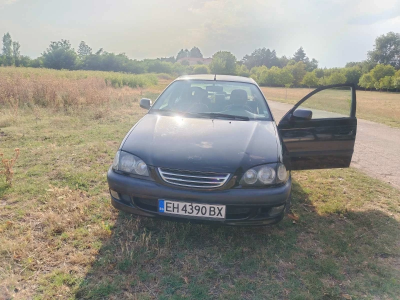 Toyota Avensis Седан, снимка 3 - Автомобили и джипове - 52947666