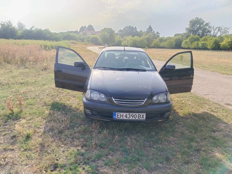 Toyota Avensis Седан, снимка 5 - Автомобили и джипове - 52947666