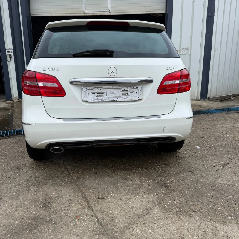 Mercedes-Benz B 180, снимка 4 - Автомобили и джипове - 53446748