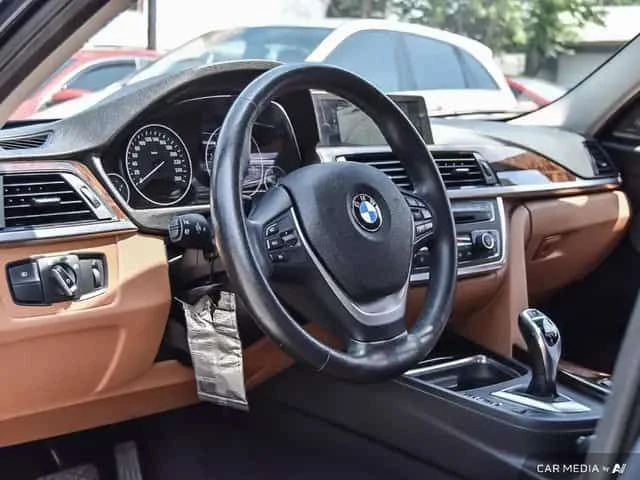 BMW 335 * H/K * �������� * KEYLESS * CARFAX | Mobile.bg � ����������� 11