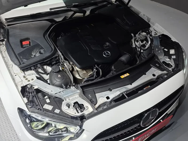 Mercedes-Benz E 220 CDI Avantgarde - САМО 30% АВАНС!, снимка 6 - Автомобили и джипове - 55441743