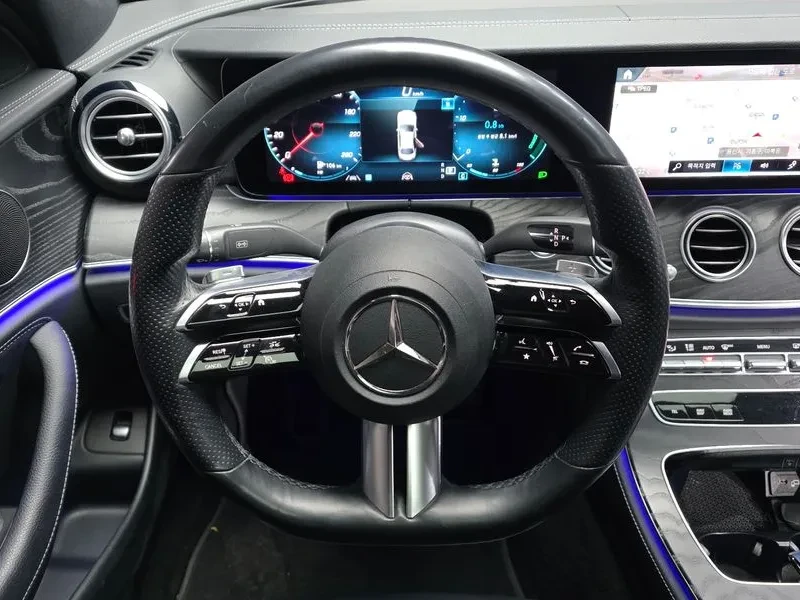 Mercedes-Benz E 220 CDI Avantgarde - САМО 30% АВАНС!, снимка 13 - Автомобили и джипове - 55441743