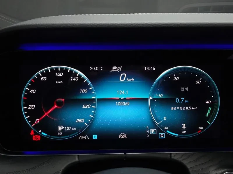 Mercedes-Benz E 220 CDI Avantgarde - САМО 30% АВАНС!, снимка 8 - Автомобили и джипове - 55441743
