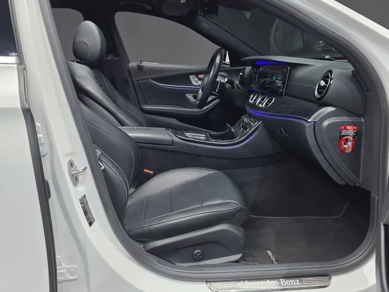 Mercedes-Benz E 220 CDI Avantgarde - САМО 30% АВАНС!, снимка 11 - Автомобили и джипове - 55441743