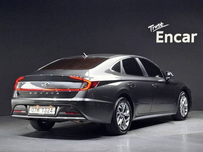 Hyundai Sonata 2.0 Automatic, снимка 3 - Автомобили и джипове - 55658593