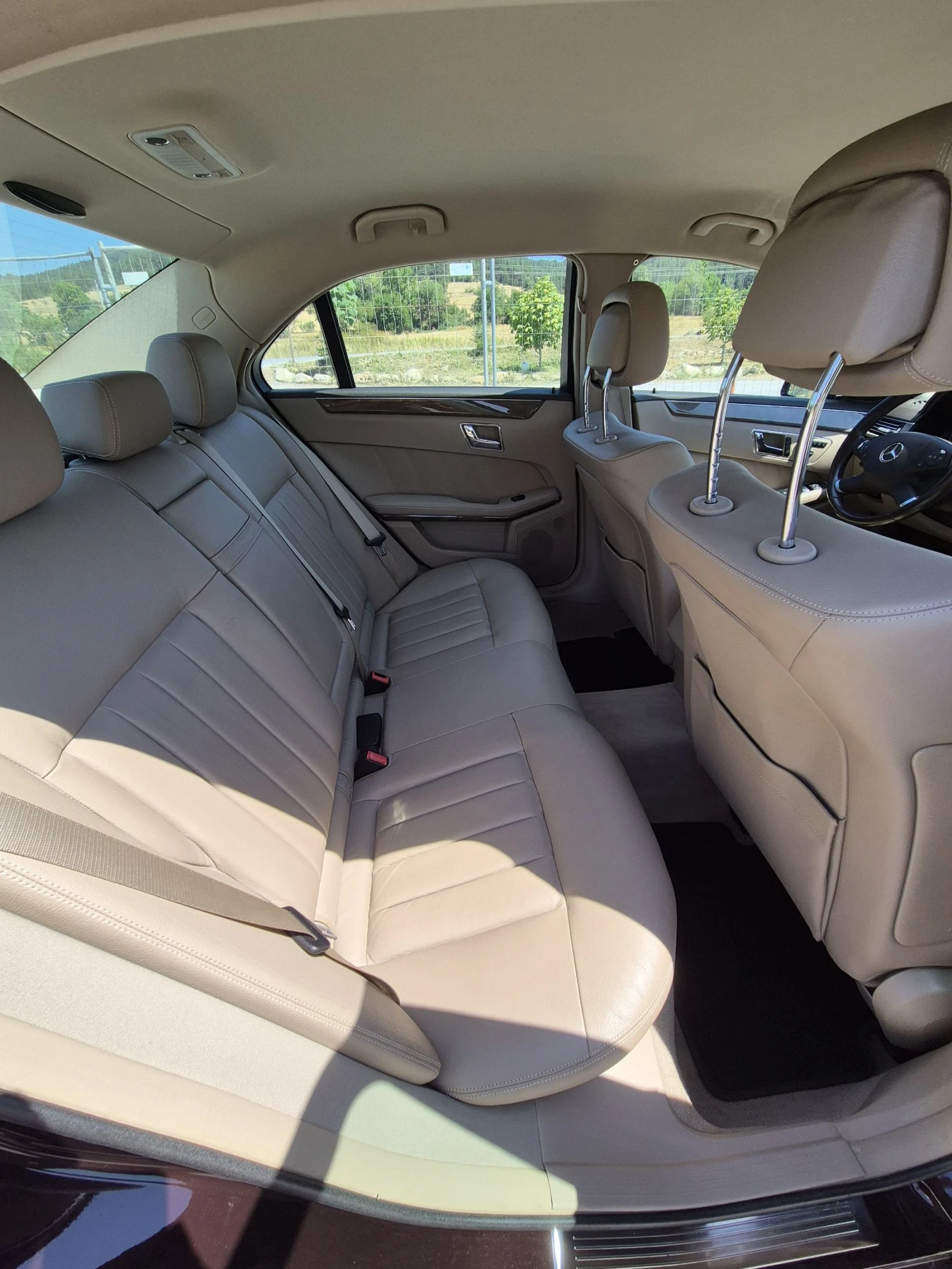 Mercedes-Benz E 350 3.5 CGI | Mobile.bg — изображение 13