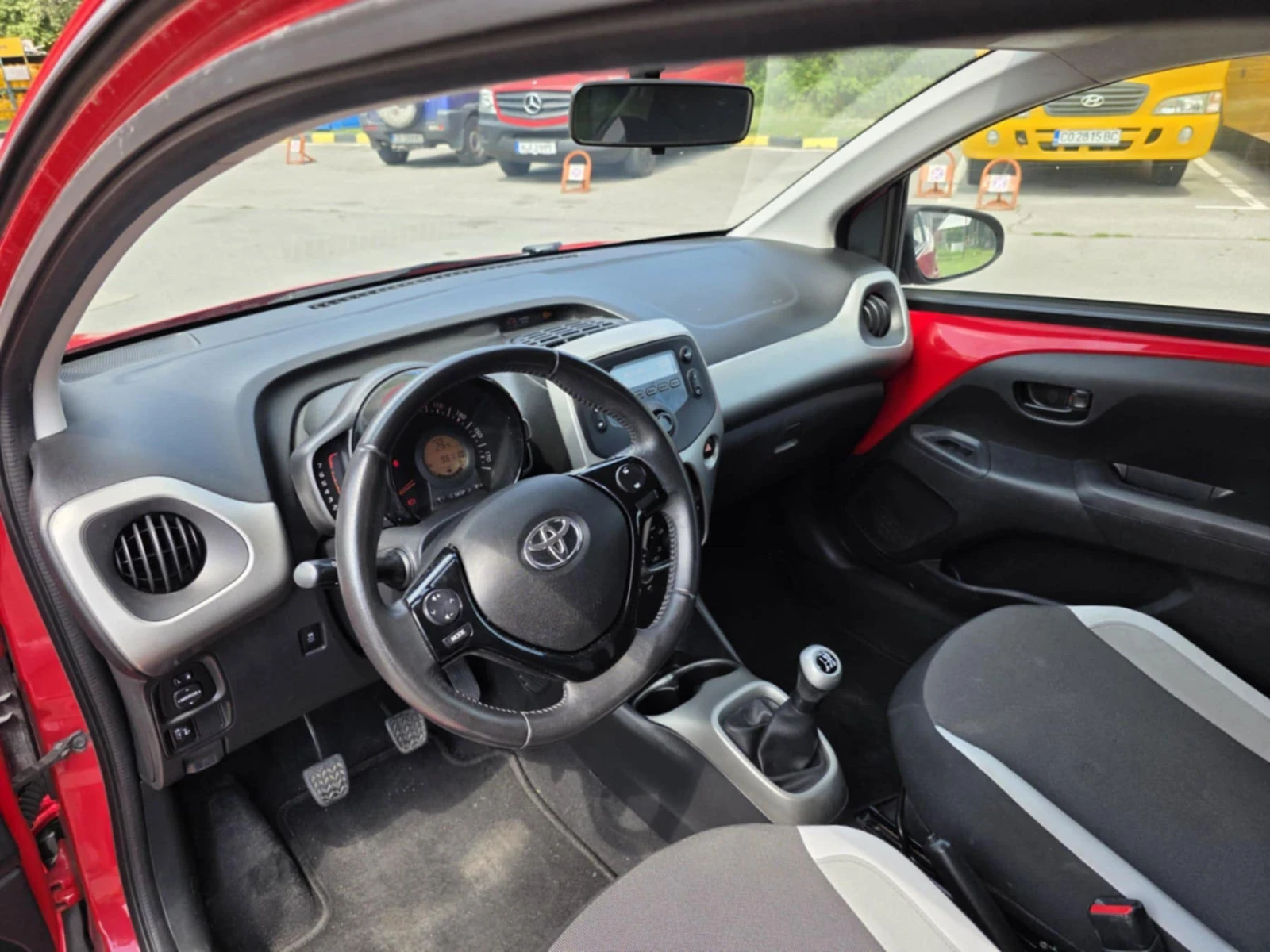 Toyota Aygo   | Mobile.bg   11