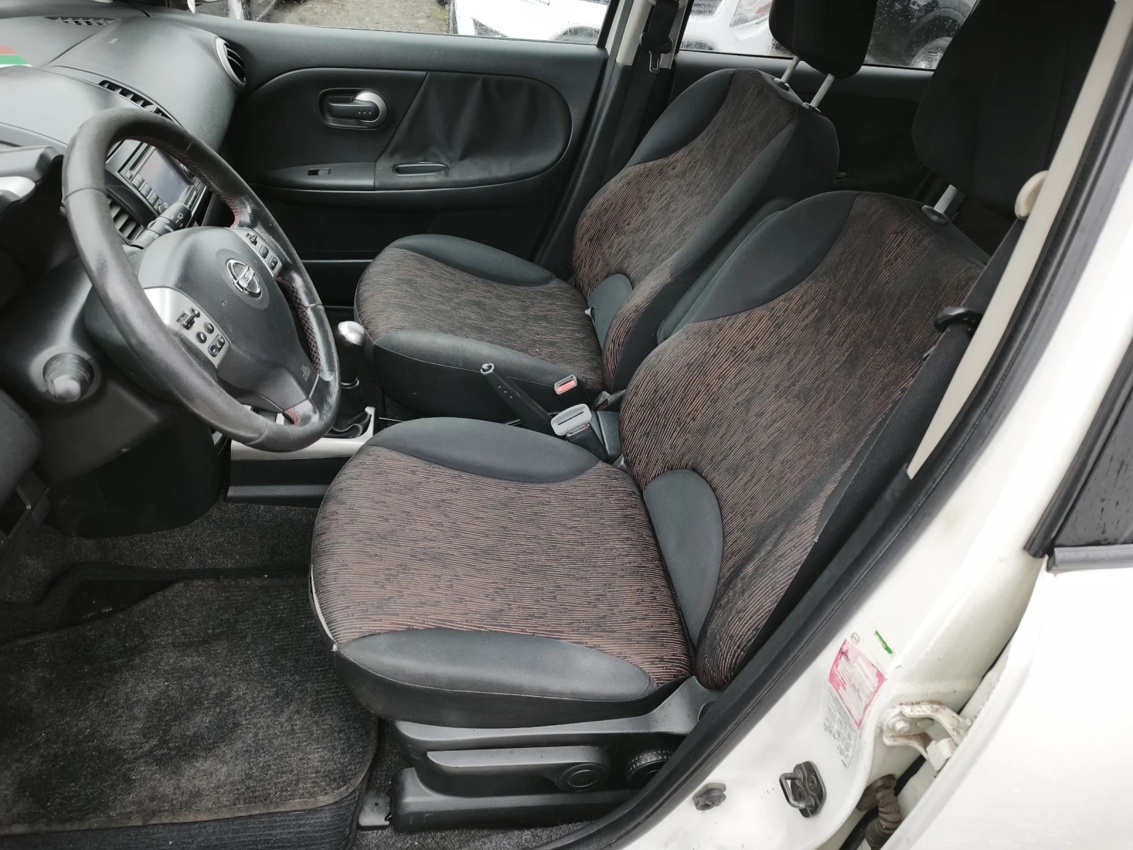 Nissan Note 1.4 GPL, снимка 9 - Автомобили и джипове - 52941869