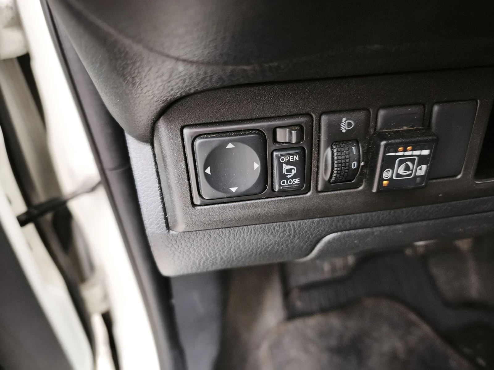 Nissan Note 1.4 GPL, снимка 11 - Автомобили и джипове - 52941869