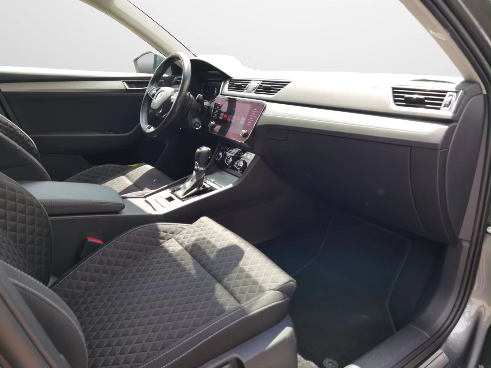 Skoda Superb 1.4TSI/AMBITION/218HP/DSG/CPLAY/KLESS/LED/946f - изображение 10