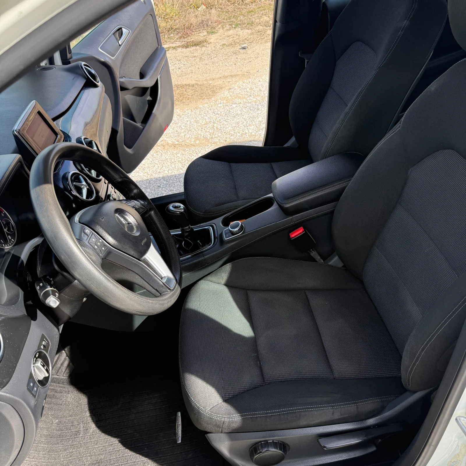 Mercedes-Benz B 180, снимка 7 - Автомобили и джипове - 53700546