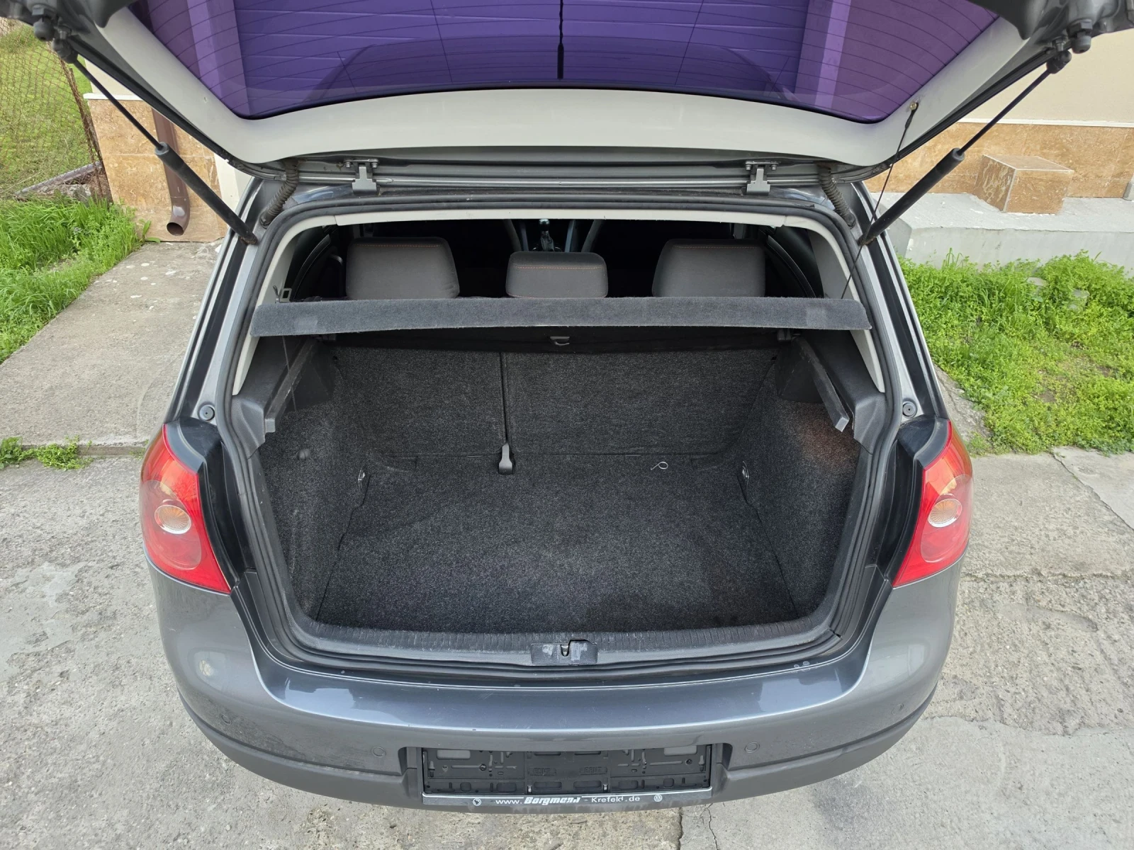 VW Golf GOAL 1.9 TDI, снимка 14 - Автомобили и джипове - 54157365