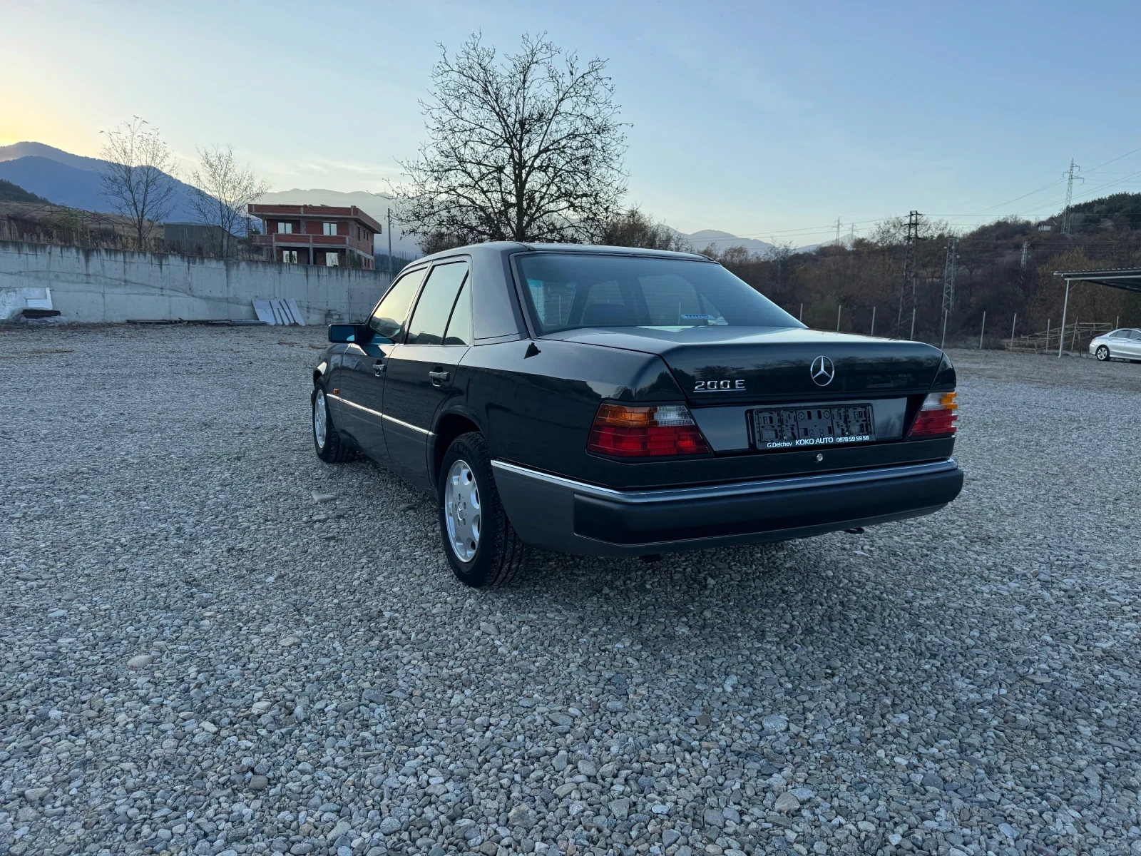 Mercedes-Benz E 200 2.0 , снимка 5 - Автомобили и джипове - 54378563