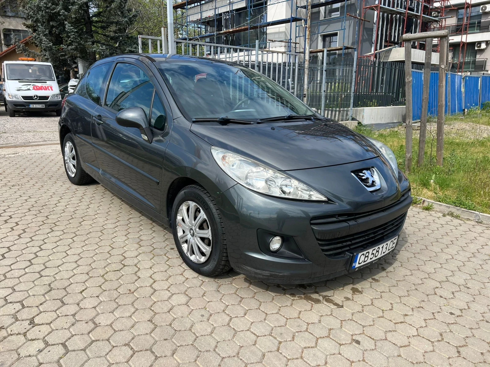 Peugeot 207 1.4i/KLIMA, снимка 4 - Автомобили и джипове - 54565461