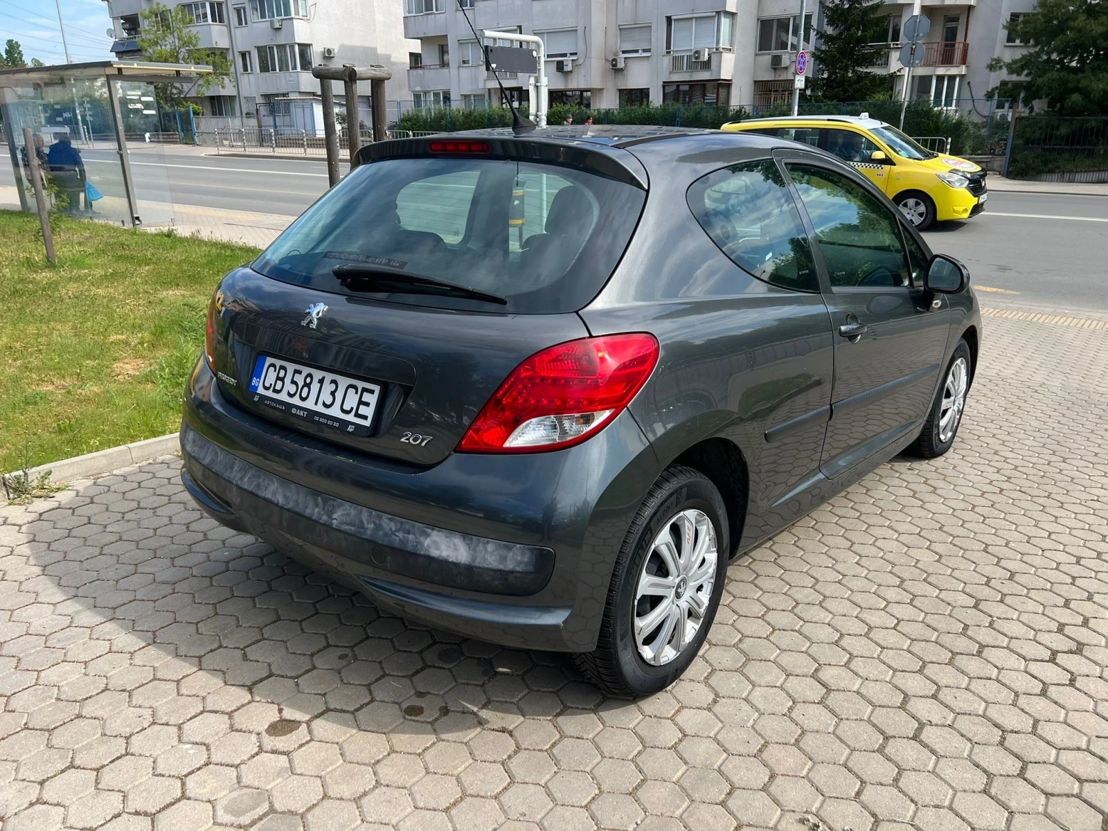 Peugeot 207 1.4i/KLIMA, снимка 5 - Автомобили и джипове - 54565461