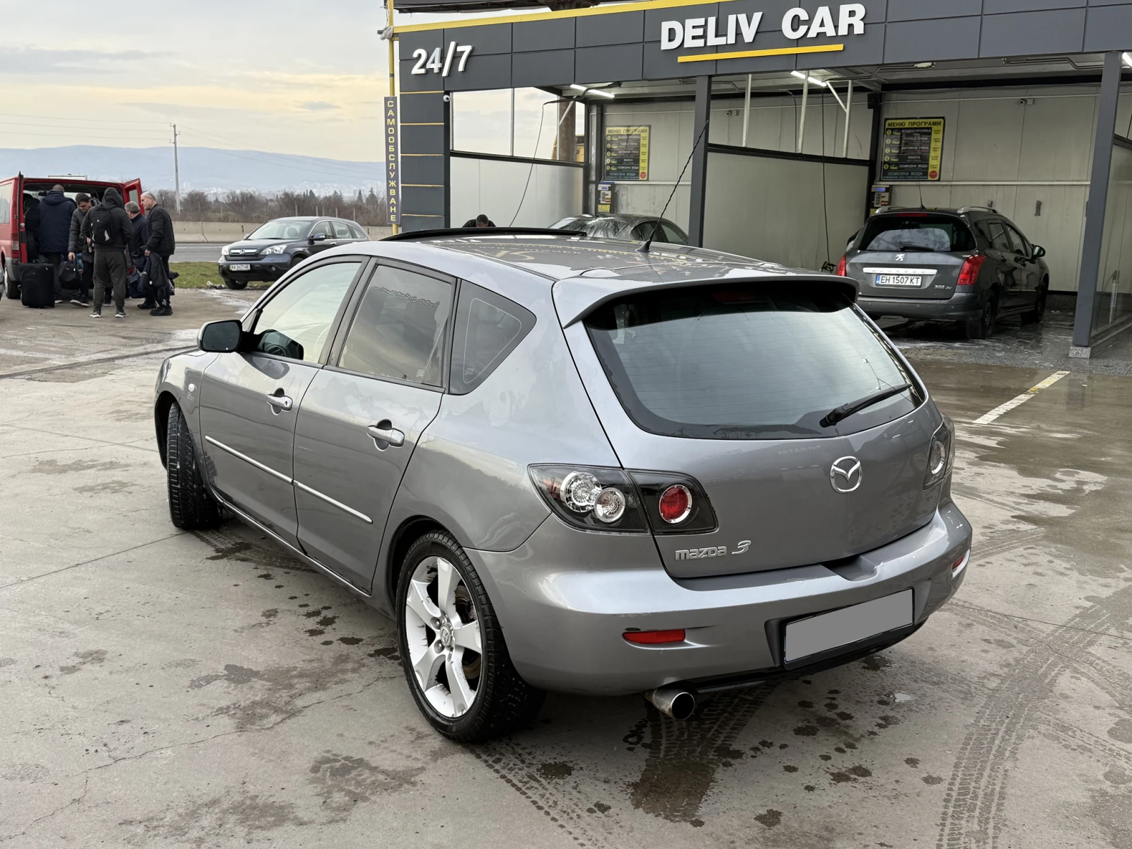 Mazda 3, снимка 2 - Автомобили и джипове - 55002450