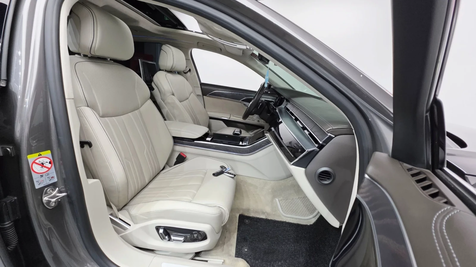 Audi A8 3.0 55TFSI Quattro, FULL, снимка 9 - Автомобили и джипове - 55012481