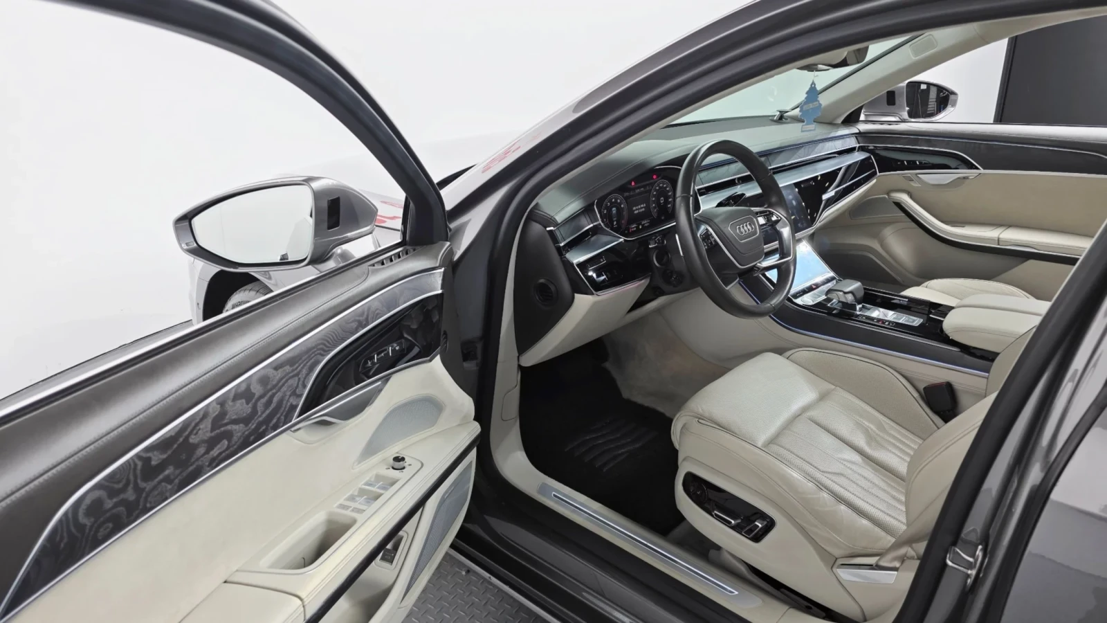Audi A8 3.0 55TFSI Quattro, FULL, снимка 12 - Автомобили и джипове - 55012481
