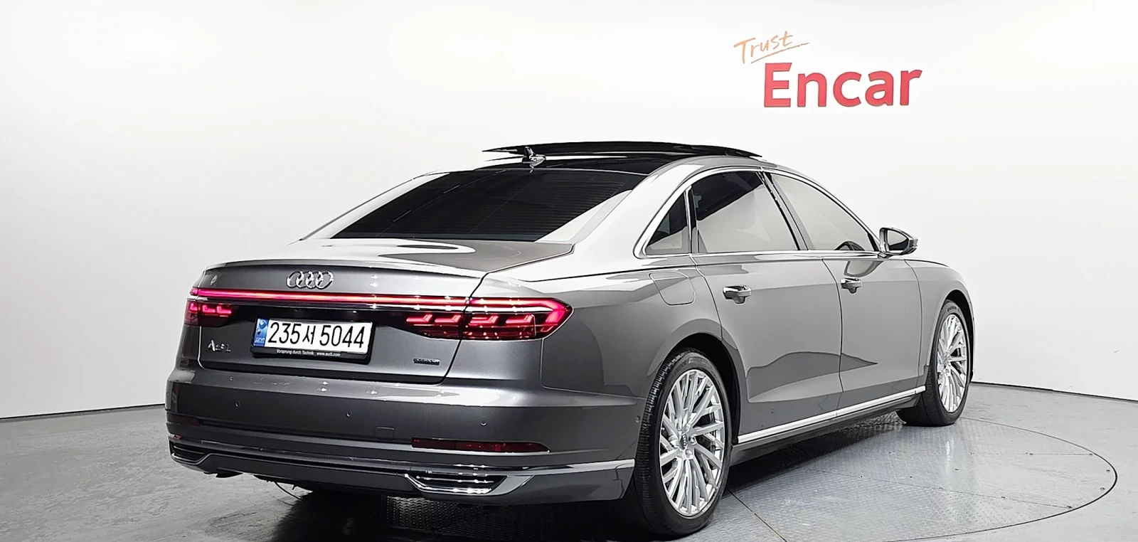 Audi A8 3.0 55TFSI Quattro, FULL, снимка 2 - Автомобили и джипове - 55012481