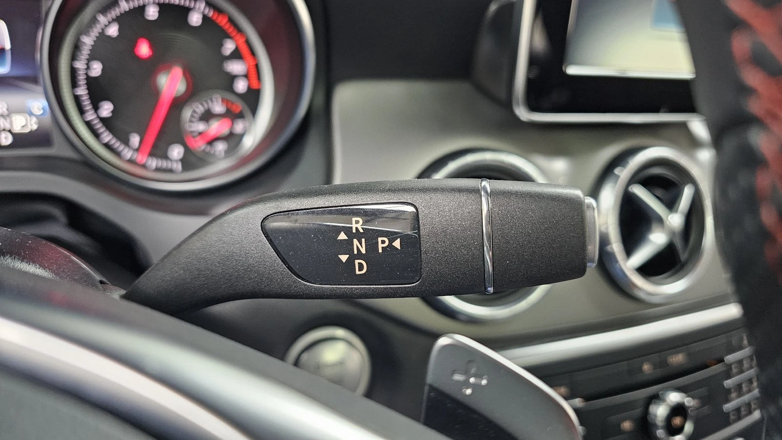 Mercedes-Benz CLA 220 ���* KEYLESS* ������ ���� | Mobile.bg � ����������� 9