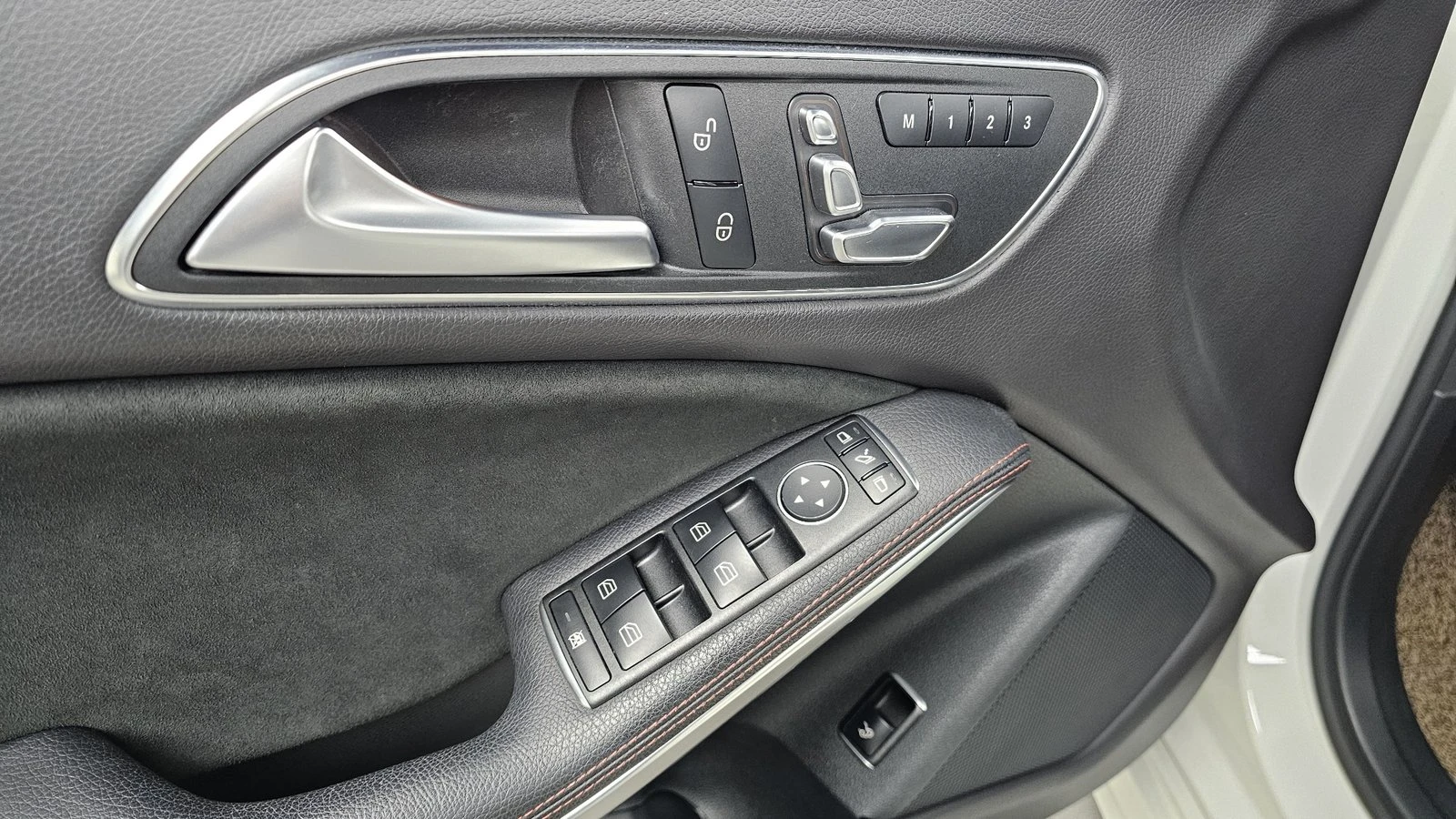 Mercedes-Benz CLA 220 ���* KEYLESS* ������ ���� | Mobile.bg � ����������� 14