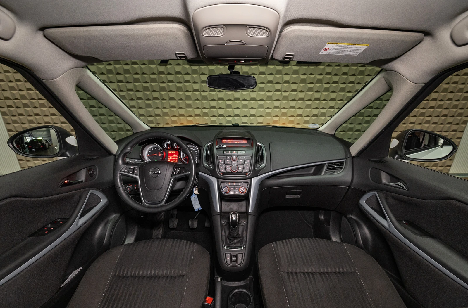 Opel Zafira  1.4 Turbo | Cruise Control | Парктроник | ГАРАНЦИ, снимка 9 - Автомобили и джипове - 55586284