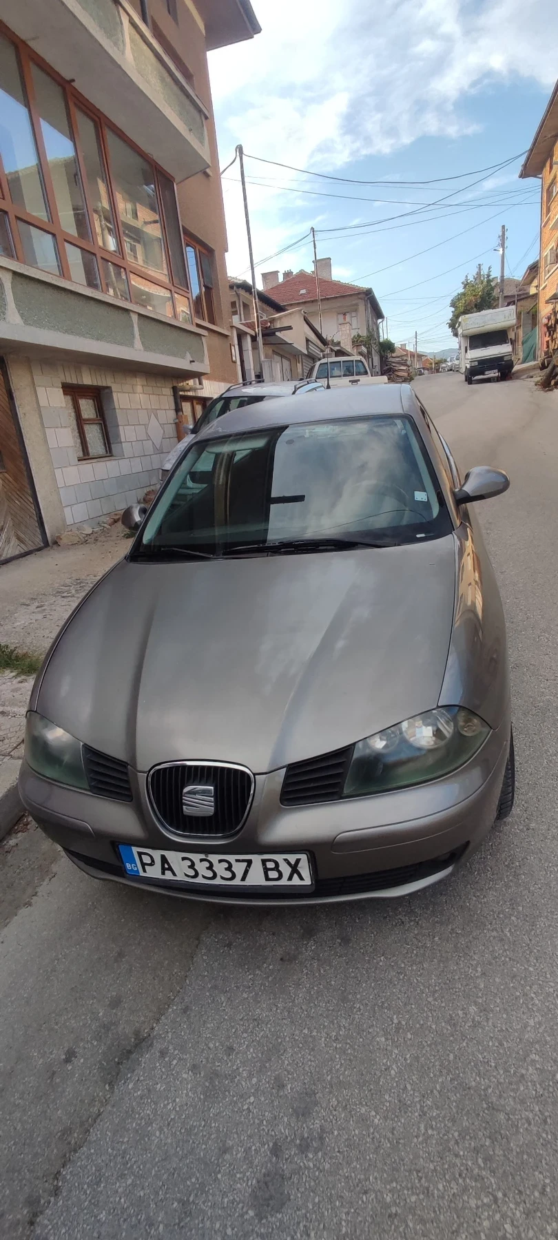 Seat Ibiza 1.9/ 6 speed , снимка 2 - Автомобили и джипове - 55837720