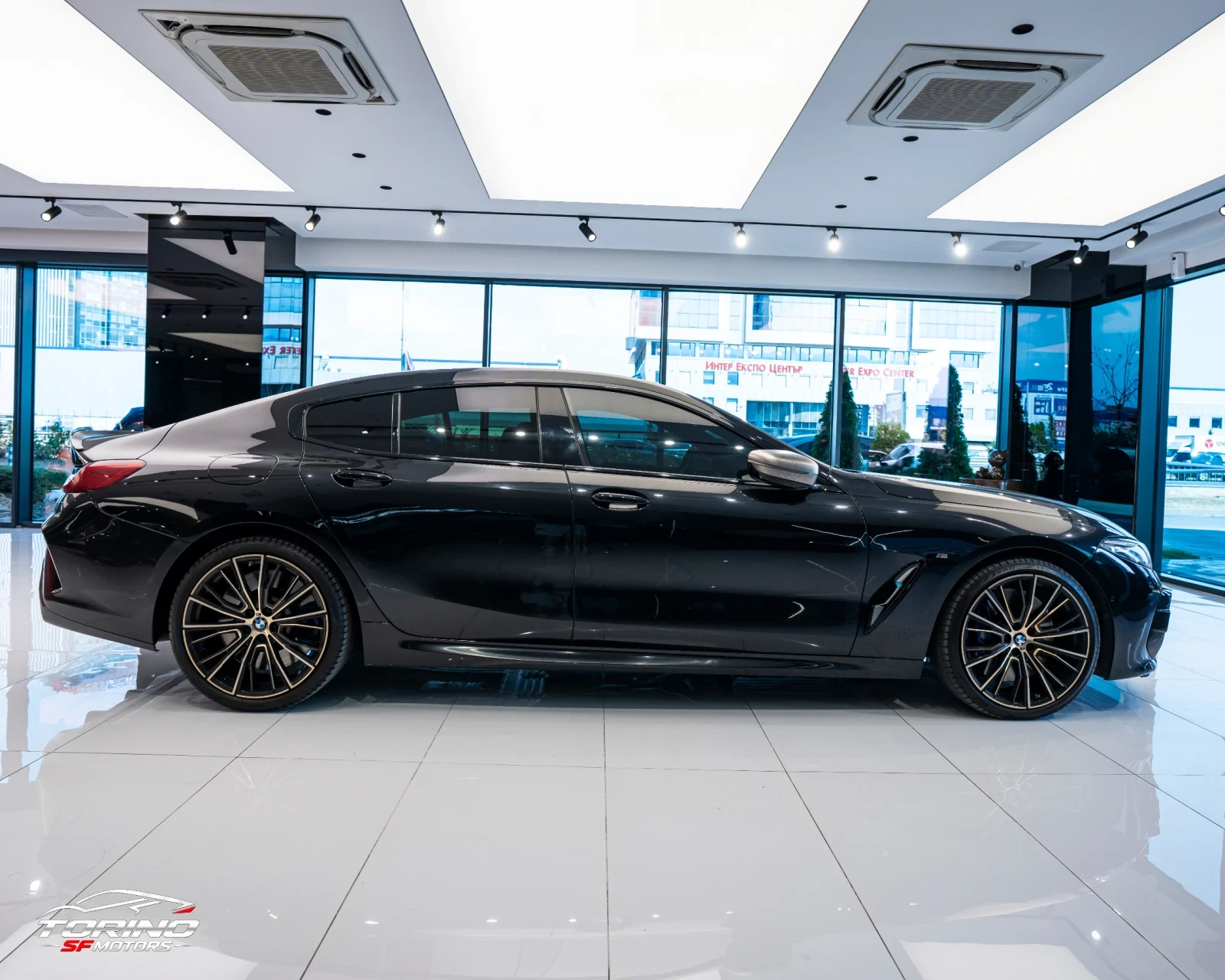 BMW 850 xDrive* INDIVIDUAL* CARBON* H&K* SOFTCLOSE* FULL* , снимка 6 - Автомобили и джипове - 56168207