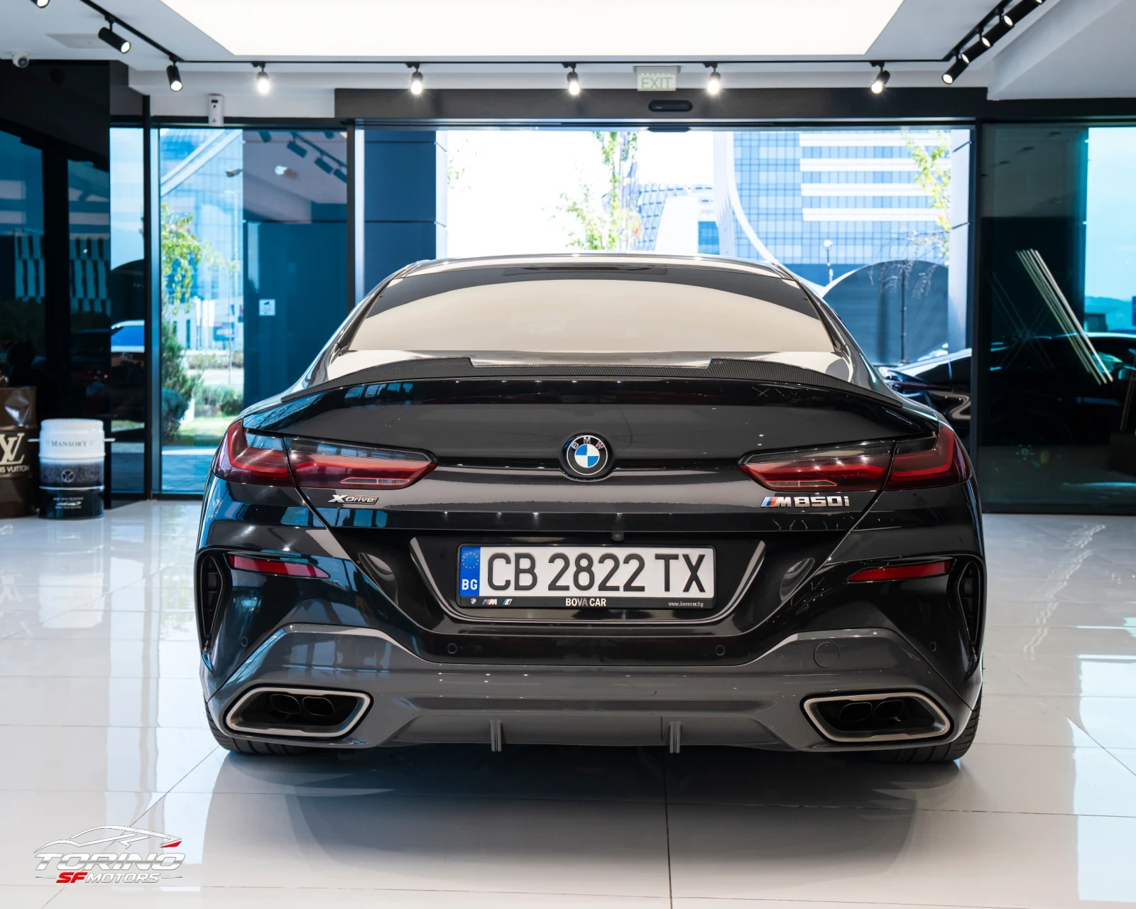 BMW 850 xDrive* INDIVIDUAL* CARBON* H&K* SOFTCLOSE* FULL* , снимка 4 - Автомобили и джипове - 56168207