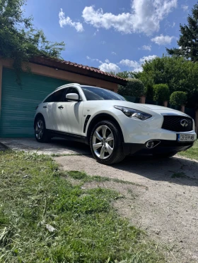 Infiniti QX70 3.7 S, снимка 8