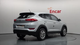 Hyundai Tucson 1.7 Style* КРАЙНА ЦЕНА, снимка 2