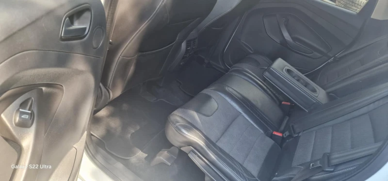 Ford Kuga 2.0 AVTOMAT 4X4, снимка 8 - Автомобили и джипове - 52432271