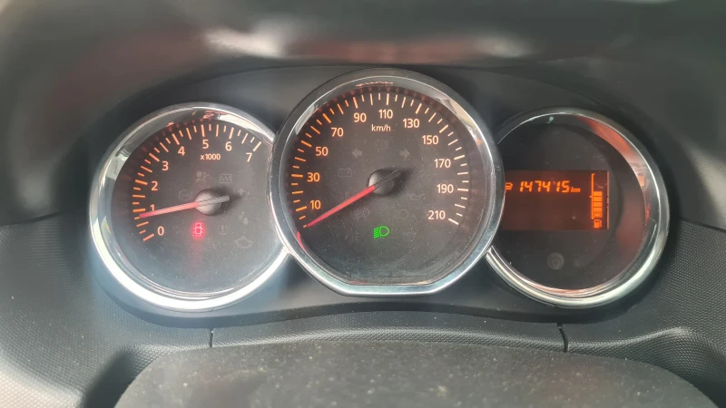 Dacia Duster 1.5dci  evro6, снимка 10 - Автомобили и джипове - 52649387