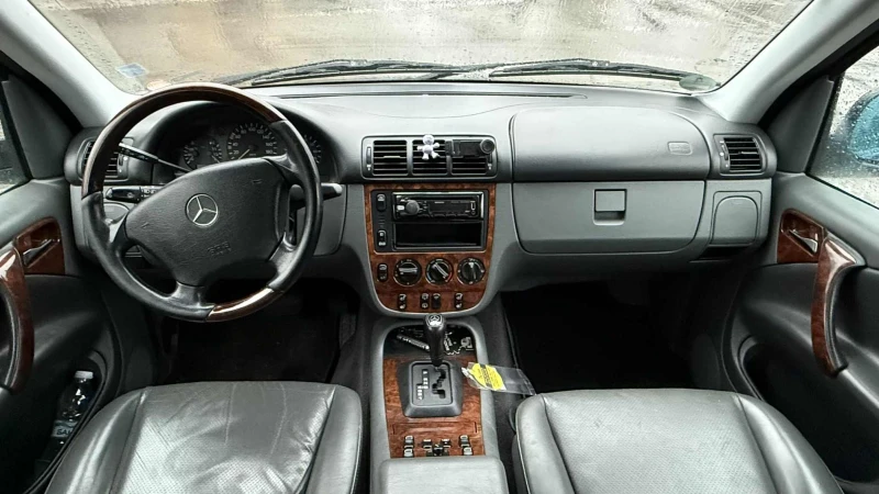 Mercedes-Benz ML 320 i, снимка 7 - Автомобили и джипове - 52892676