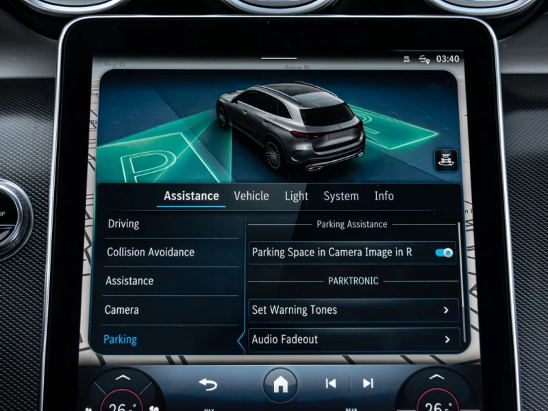 Mercedes-Benz GLC 300 2023* AMG PACK* DISTRONIK* 360* NAPPA* KEYLESS GO*, снимка 8 - Автомобили и джипове - 53135894