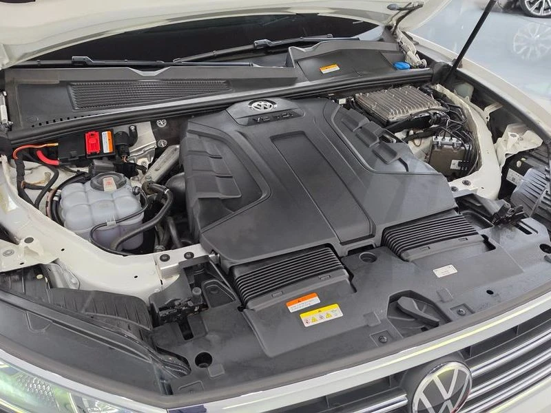 VW Touareg 3.0 DEN Automatic, снимка 6 - Автомобили и джипове - 55730525