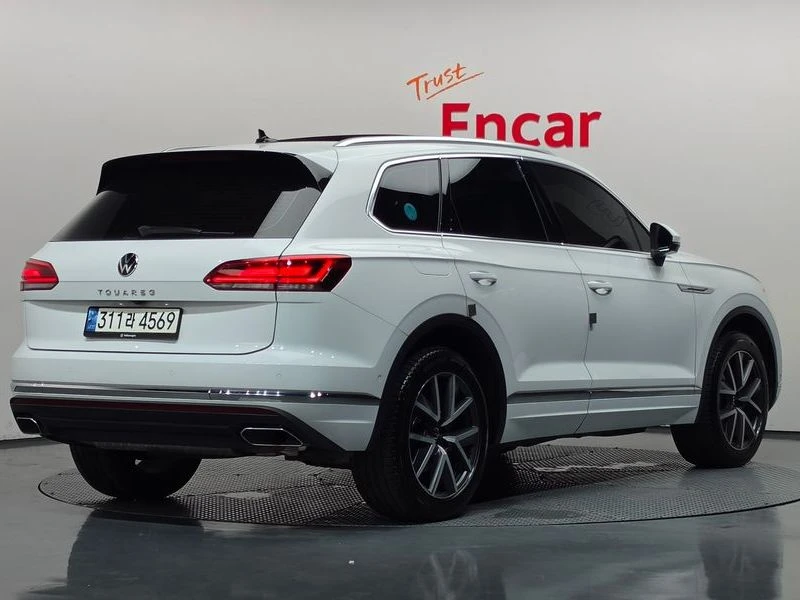 VW Touareg 3.0 DEN Automatic, снимка 2 - Автомобили и джипове - 55730525