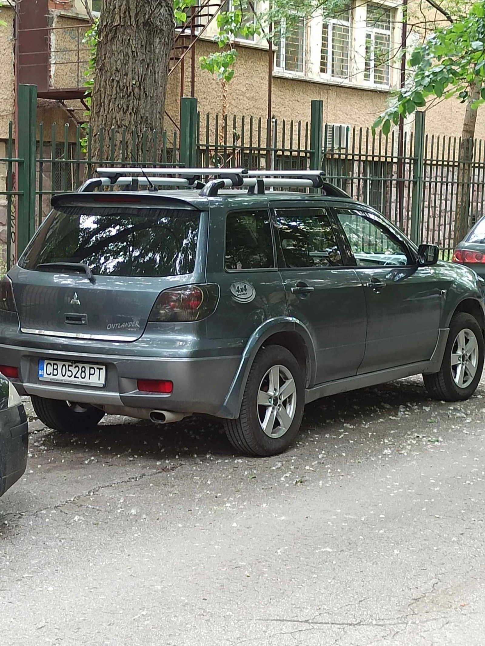 Mitsubishi Outlander 2, 4 бензин-газ - изображение 2