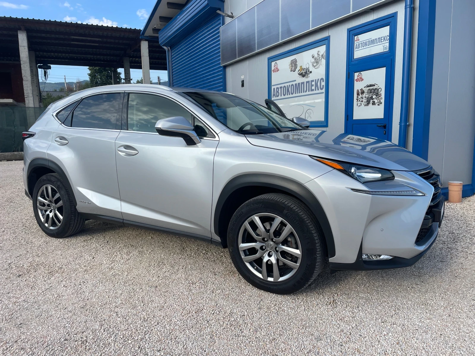 Lexus NX 300h Гаранционен - изображение 10