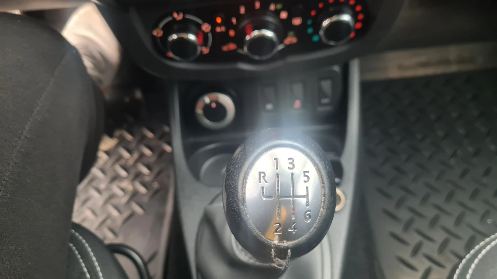 Dacia Duster 1.5dci  evro6 | Mobile.bg   11